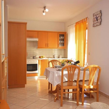 Apartment Ely Рабац Экстерьер фото